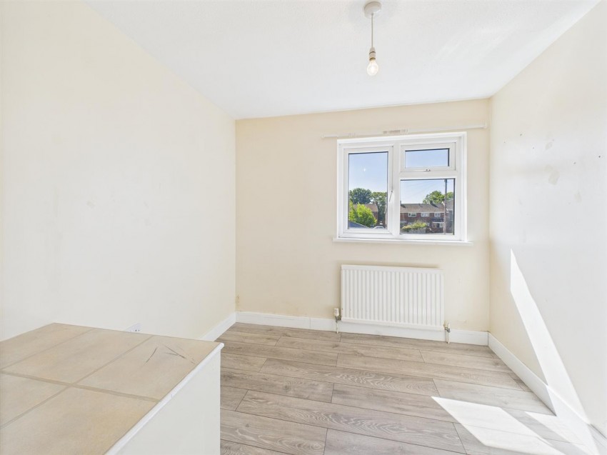 Images for Quarrendon Avenue, Meadowcroft, Aylesbury