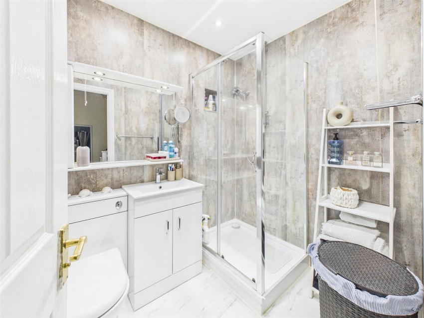 Images for Lark Vale, Watermead, Aylesbury