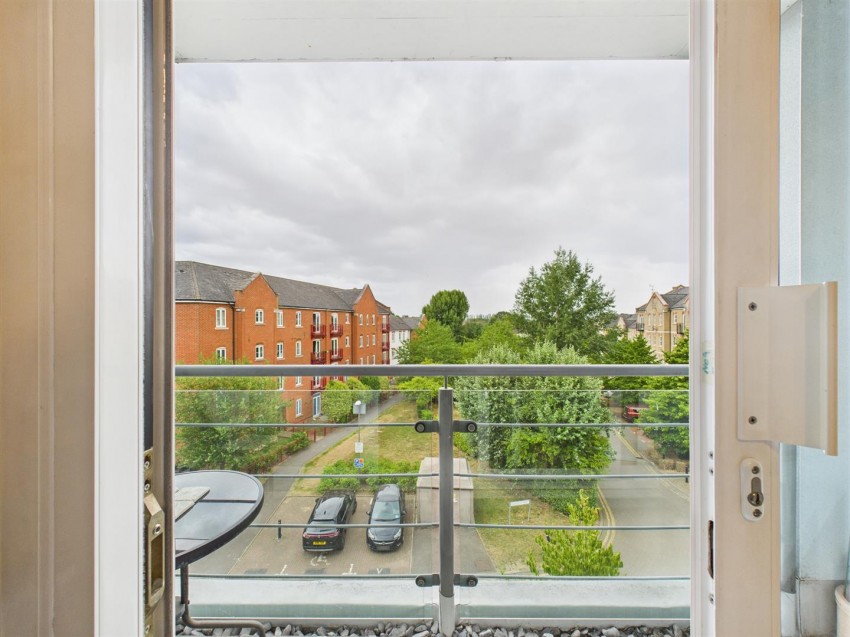 Images for Coxhill Way, Aylesbury, Buckinghamshire