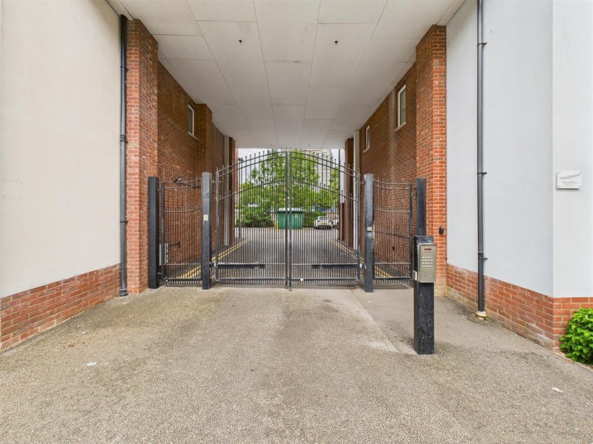 Images for Coxhill Way, Aylesbury, Buckinghamshire
