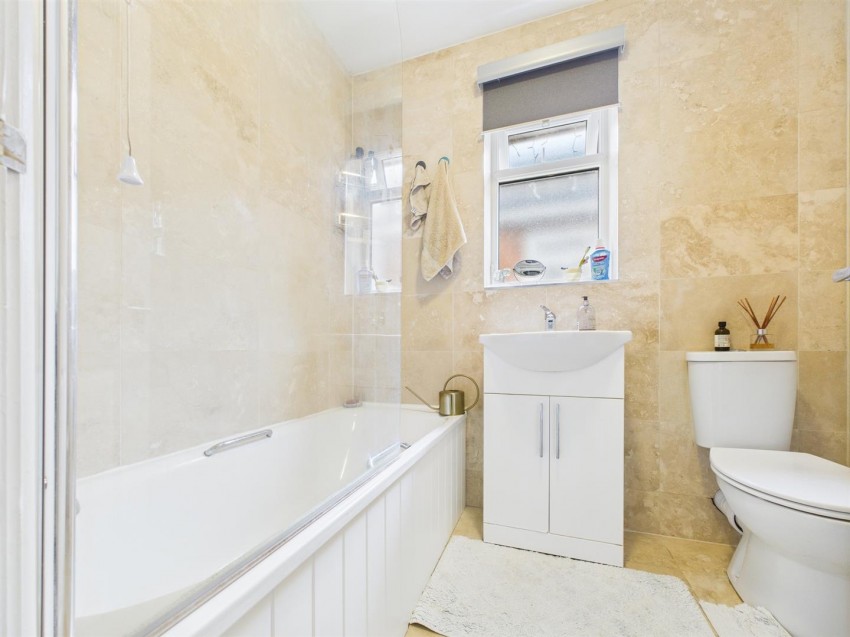 Images for Abbotts Road, Aylesbury, Buckinghamshire