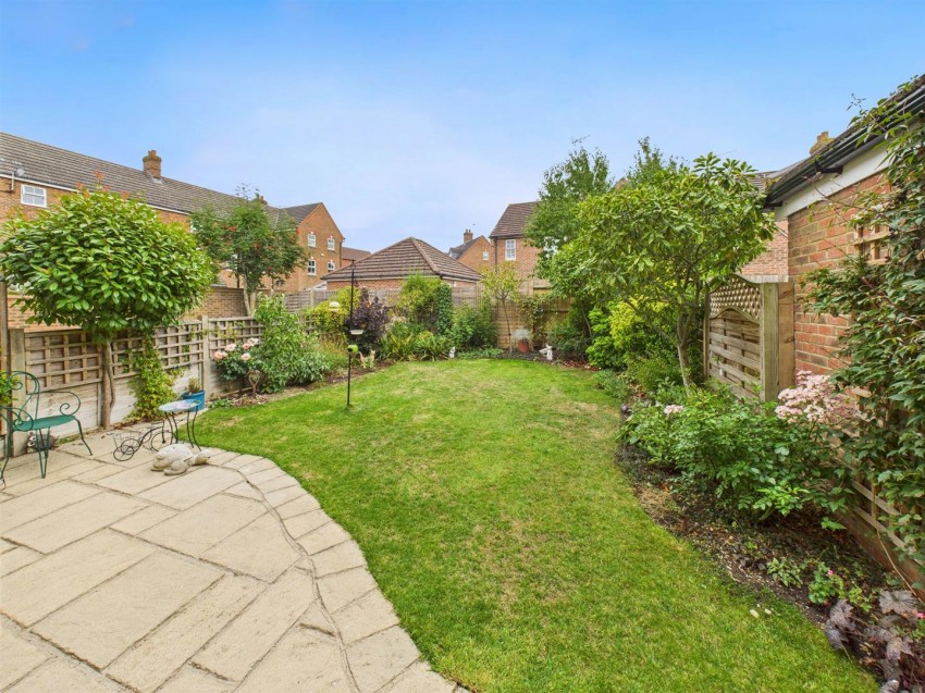 Images for Dalwood Mews, Fairford Leys, Aylesbury