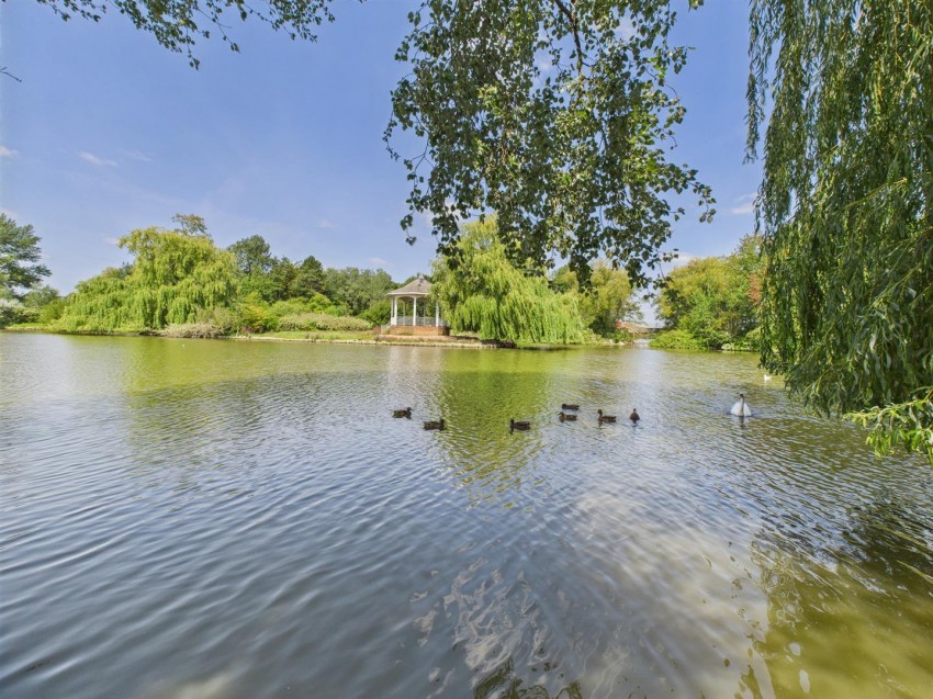 Images for Guillemot Way, Watermead, Aylesbury