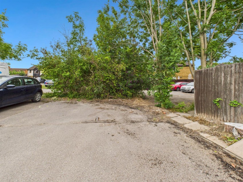 Images for Oldhams Meadow, Aylesbury, Buckinghamshire