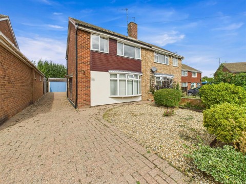 View Full Details for Aplin Road, Bedgrove, Aylesbury