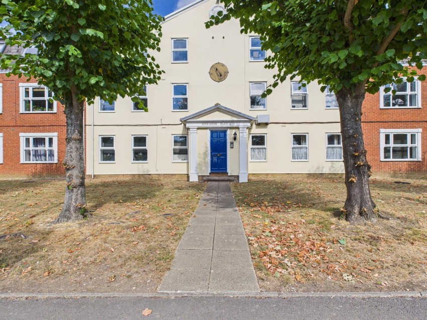 Images for Dove Place, Watermead, Aylesbury