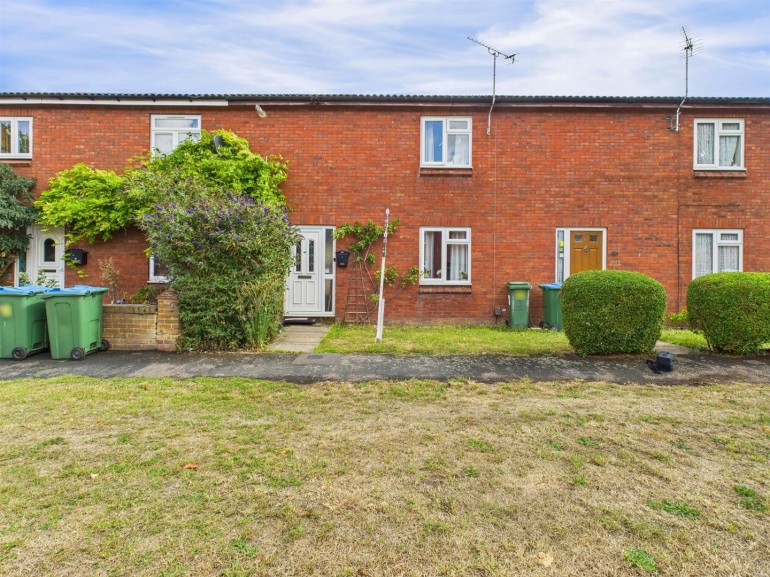 Alwin Close, Walton Court, Aylesbury
