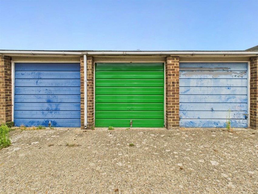 Images for Sutherland Walk, Elm Farm, Aylesbury