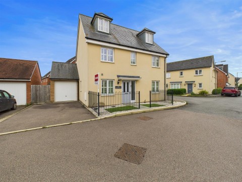 View Full Details for Sierra Drive, Berryfields, Aylesbury