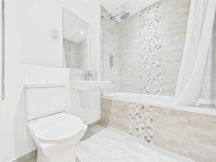 Images for Walton Street, Aylesbury, Buckinghamshire