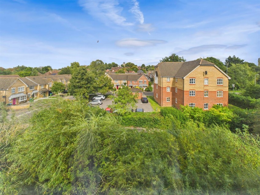 Images for Friarscroft Way, Aylesbury, Buckinghamshire