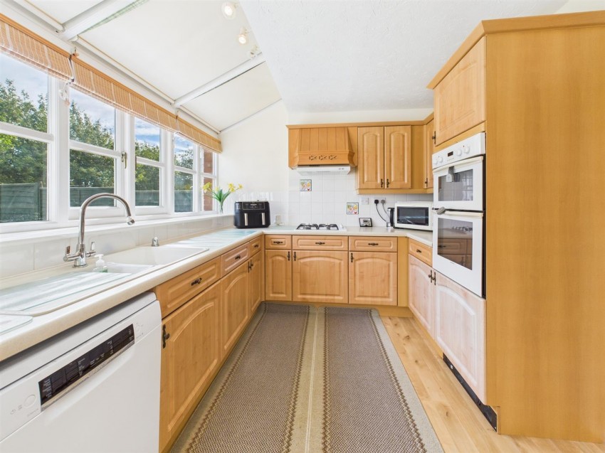 Images for Pintail Close, Watermead, Aylesbury