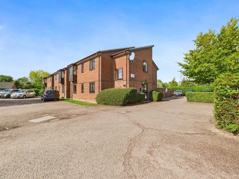 View Full Details for Poets Chase, Aylesbury, Buckinghamshire