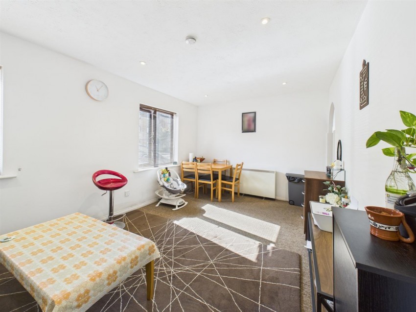 Images for Poets Chase, Aylesbury, Buckinghamshire