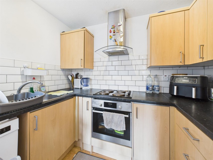 Images for Poets Chase, Aylesbury, Buckinghamshire