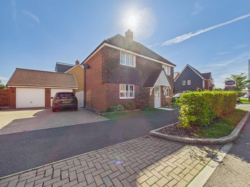 Images for Carriage Road, Kingsbrook, Aylesbury