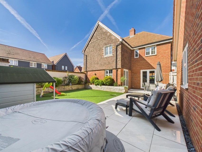 Images for Carriage Road, Kingsbrook, Aylesbury