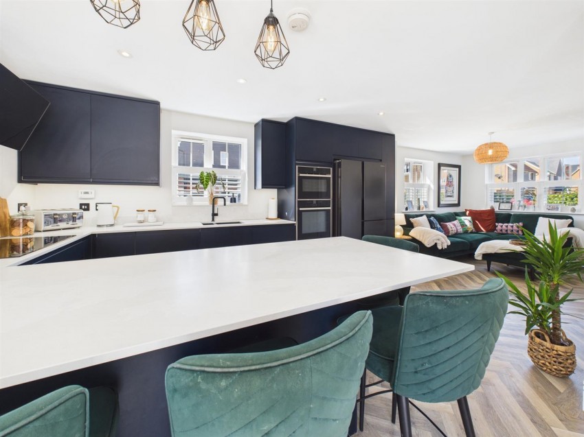Images for Carriage Road, Kingsbrook, Aylesbury