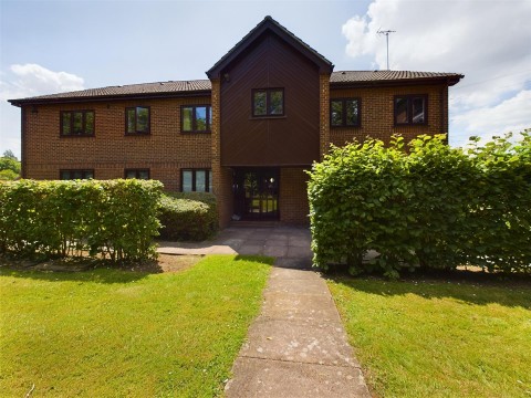 View Full Details for Dormer Close, The Willows, Aylesbury