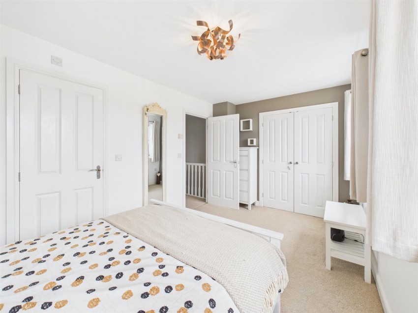Images for Noble Crescent, Berryfields, Aylesbury