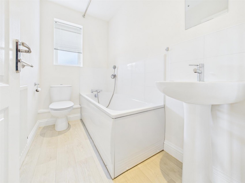 Images for Chappell Close, Aylesbury, Buckinghamshire
