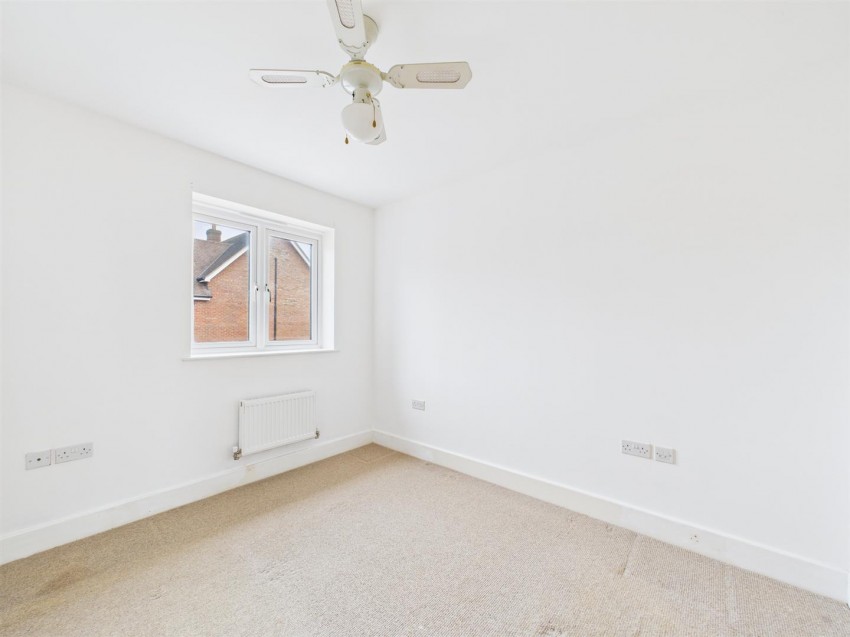 Images for Monarch Street, Berryfields, Aylesbury