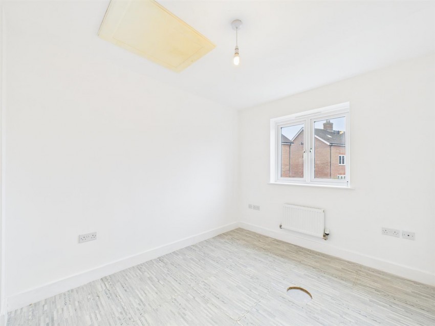 Images for Monarch Street, Berryfields, Aylesbury