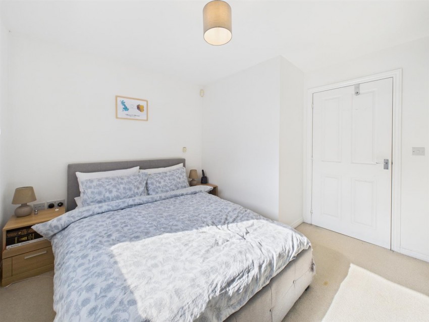 Images for The Warren, Berryfields, Aylesbury