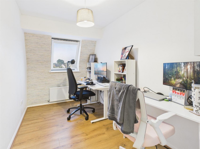 Images for Dove Place, Watermead, Aylesbury