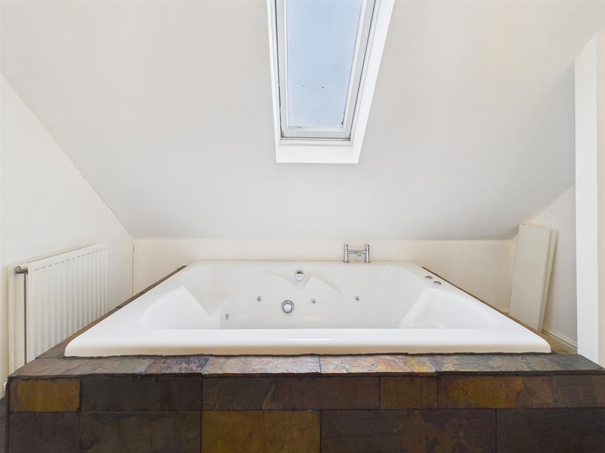 Images for Brimstone Lane, Buckingham Park, Aylesbury