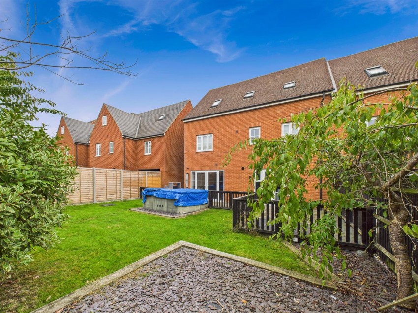 Images for Brimstone Lane, Buckingham Park, Aylesbury