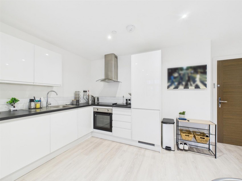 Images for Cambridge Place, Aylesbury, Buckinghamshire