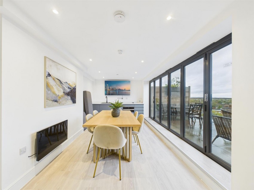 Images for Cambridge Place, Aylesbury, Buckinghamshire