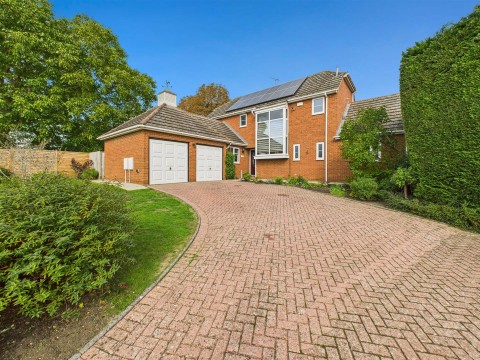 View Full Details for Bishops Meadow, Bierton, Aylesbury