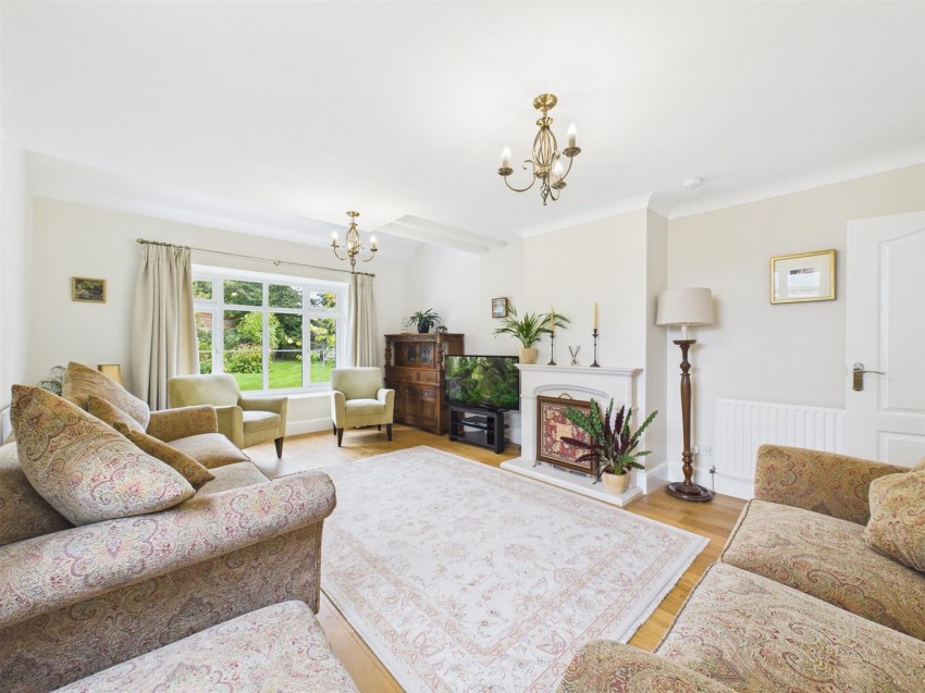 Images for Bishops Meadow, Bierton, Aylesbury