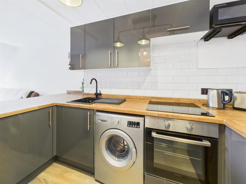 Images for Wycliffe End, Aylesbury, Buckinghamshire