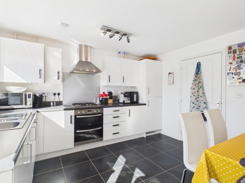 Images for Redcurrant Avenue, Berryfields, Aylesbury