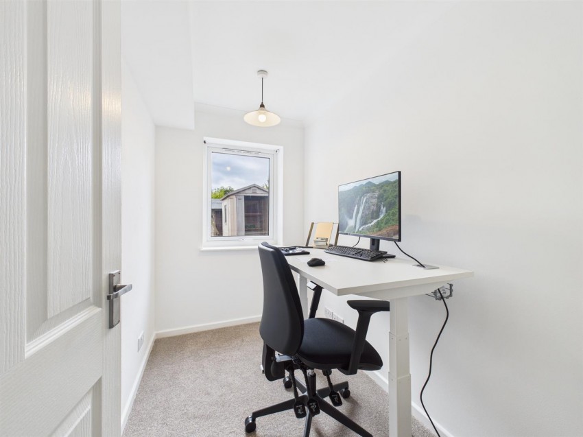 Images for Ingram Avenue, Bedgrove, Aylesbury