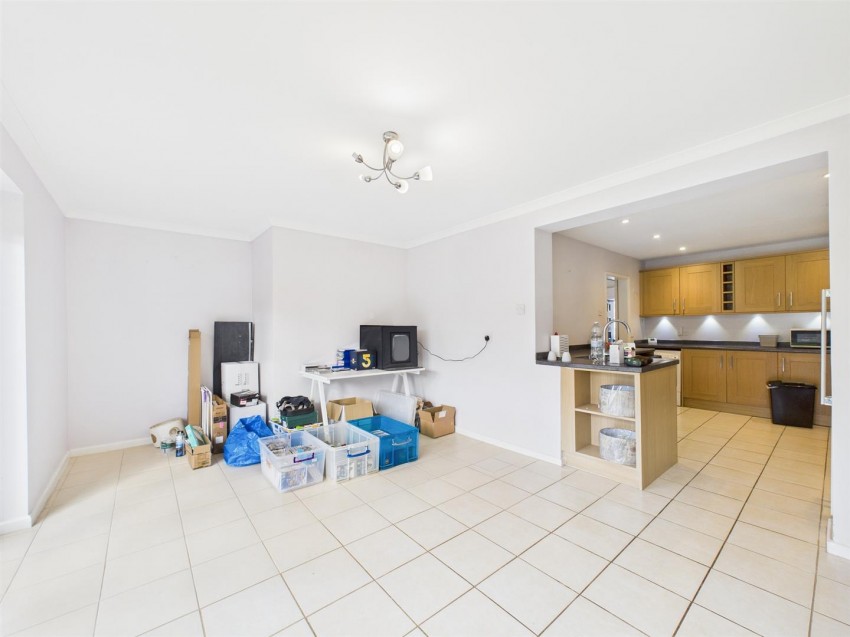 Images for Ingram Avenue, Bedgrove, Aylesbury