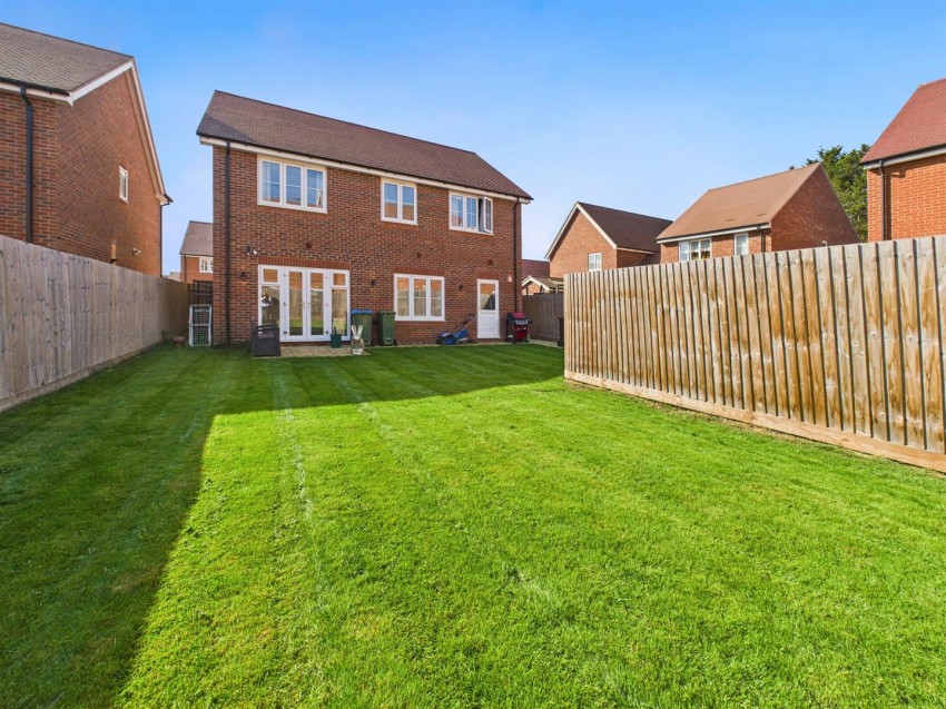 Images for Clayfield Road, Weston Turville, Aylesbury