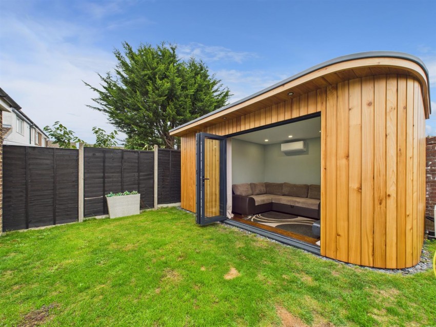 Images for Austen Place, Haydon Hill, Aylesbury