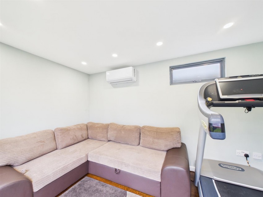 Images for Austen Place, Haydon Hill, Aylesbury