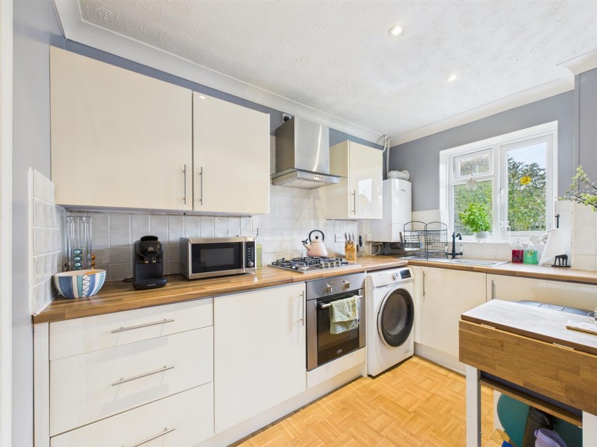 Images for Hillier Road, Hawkslade, Aylesbury