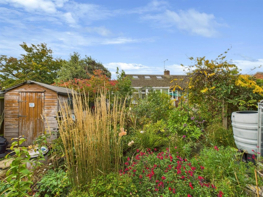 Images for Welbeck Avenue, Bedgrove, Aylesbury