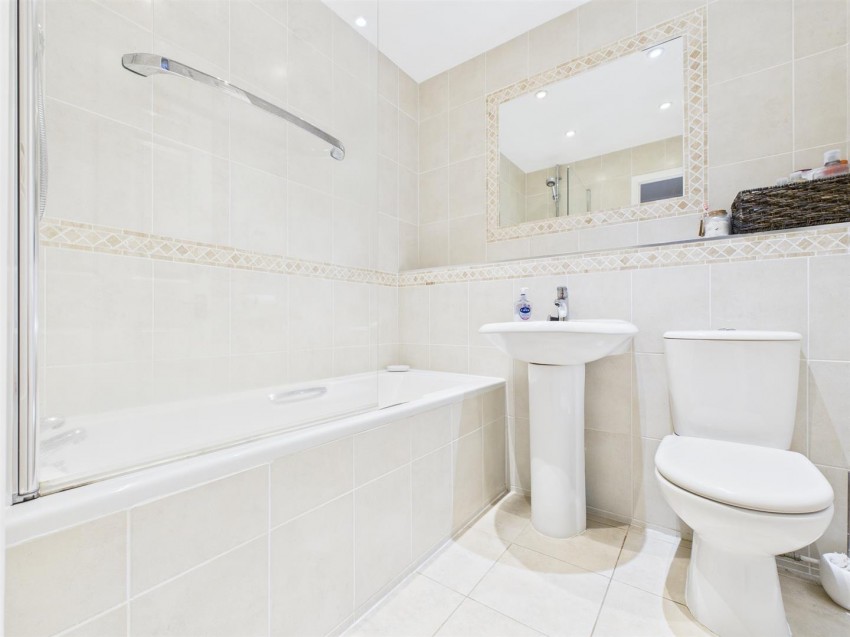 Images for Anton Way, Hawkslade, Aylesbury