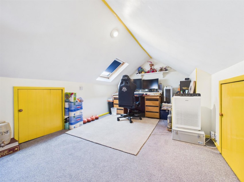 Images for Ingram Avenue, Bedgrove, Aylesbury