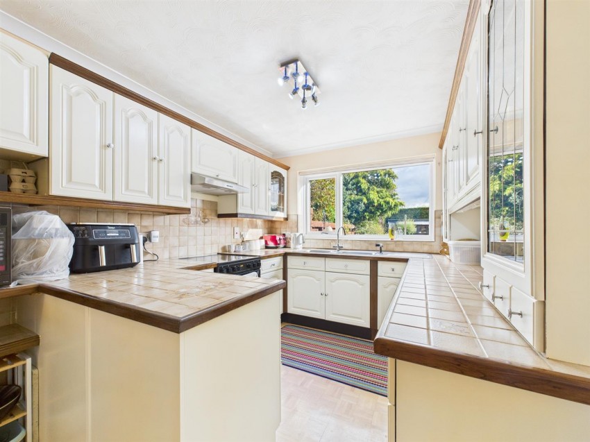 Images for Ingram Avenue, Bedgrove, Aylesbury