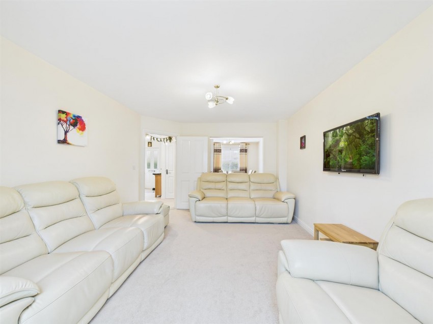 Images for Wiseman Close, Deerhurst, Aylesbury