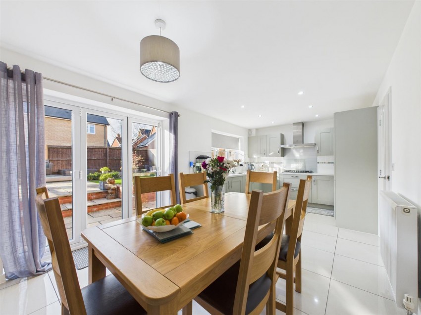 Images for D'arcy Close, Berryfields, Aylesbury