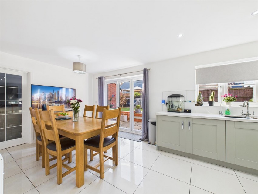 Images for D'arcy Close, Berryfields, Aylesbury